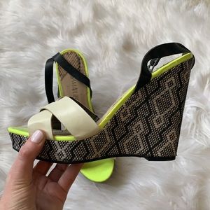 SAM & LIBBY | Platform black & white sandals